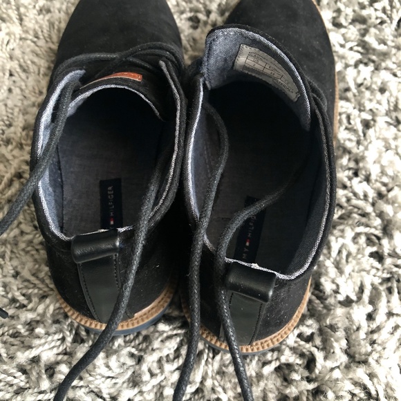 Boy's Black Tommy Hilfiger Ankle Dress Boots - Picture 5 of 8
